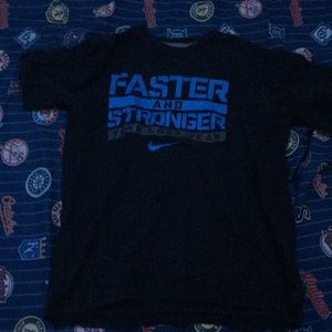 Nike faster and stronger tee size youth medium